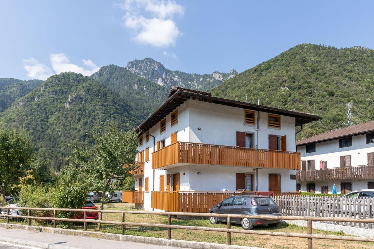 Casa Lori Apartment Pieve Di Ledro Exterior photo